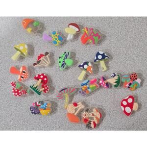 Glow In The Dark Mushrooms Shoe Charms 20 Pieces Mixed Colors NWOTS